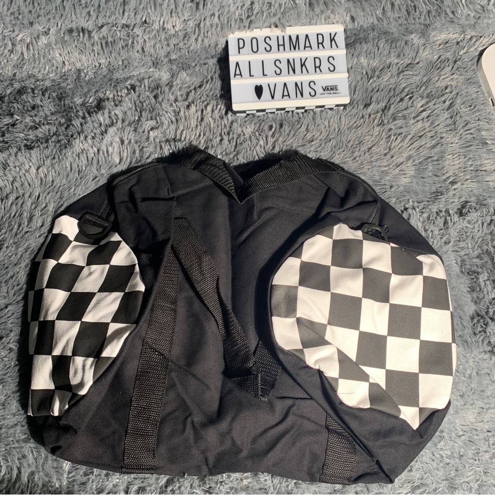 Vans off the wall classic checkerboard duffle bag New - Picture 2 of 5